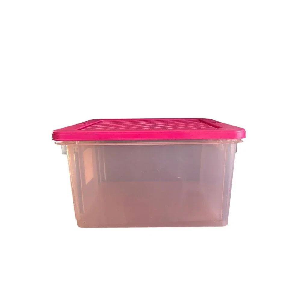 Vintage 1990s Rubbermaid Keepers Latch Storage Box Pink No. 4148 18 X 15 X 9.75”